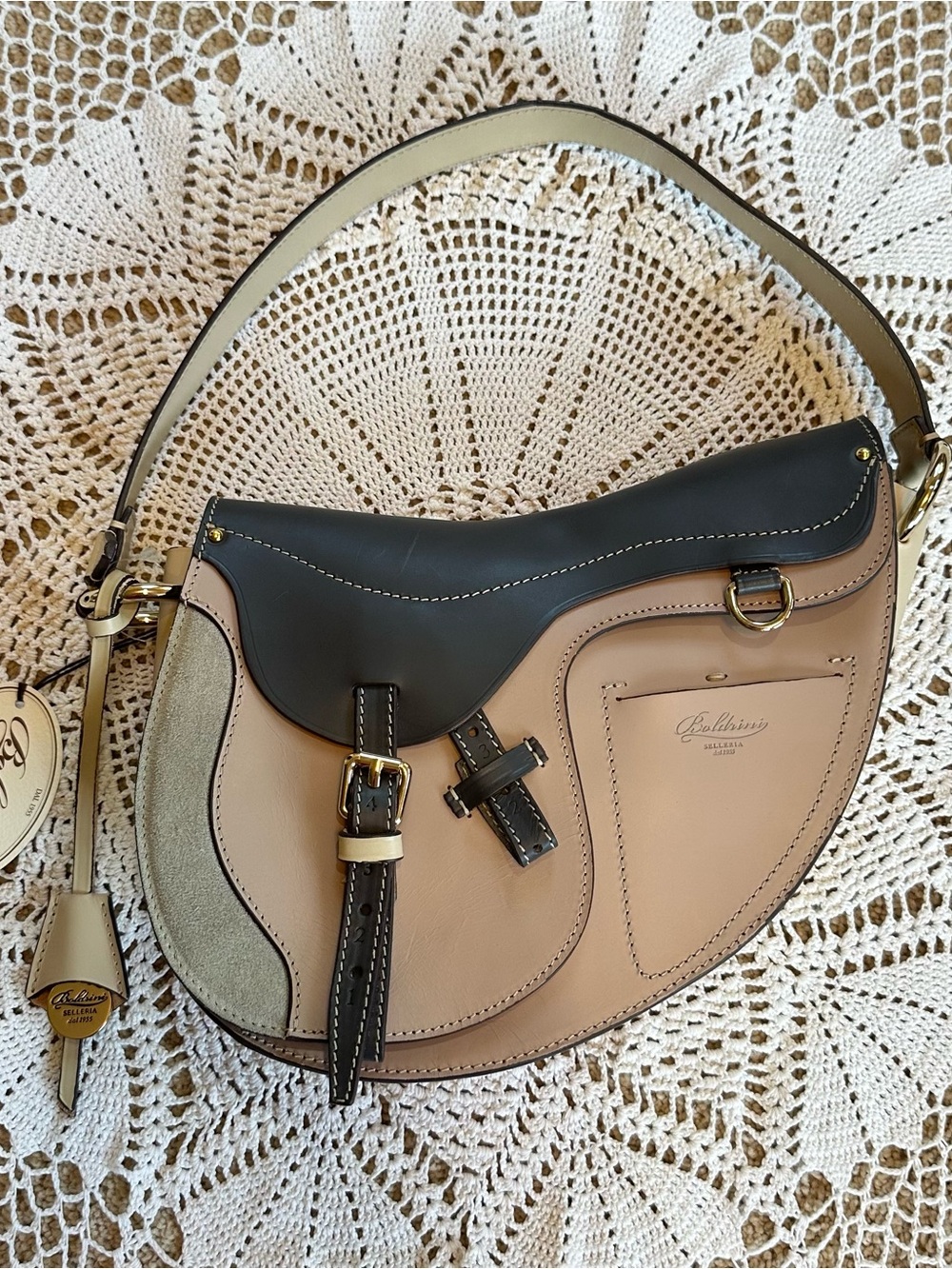 NWT Boldrini Selleria Two-Tone Beige & Black Leather Saddle Bag